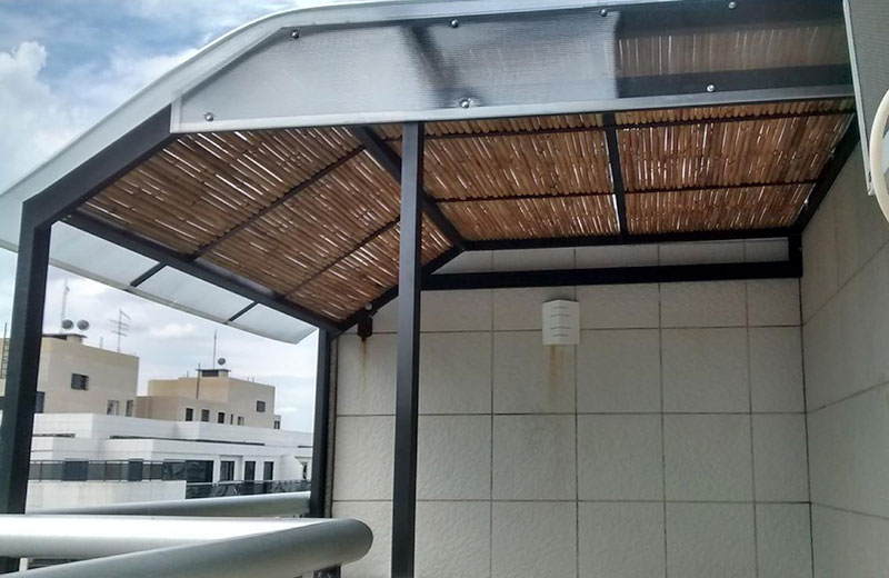 Forro de bambu – Cobertura – Condomínio Waterways – Av. Lucio Costa - Barra